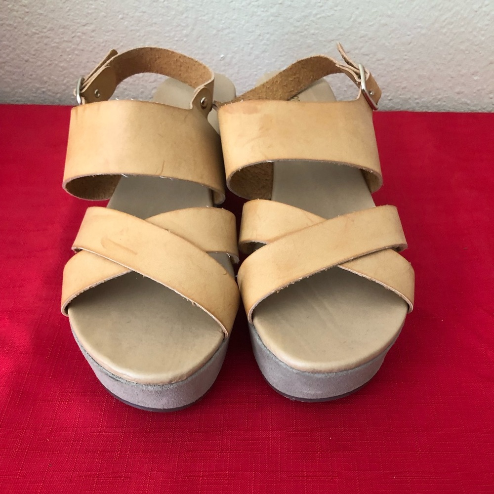3/$15 Platform sandals